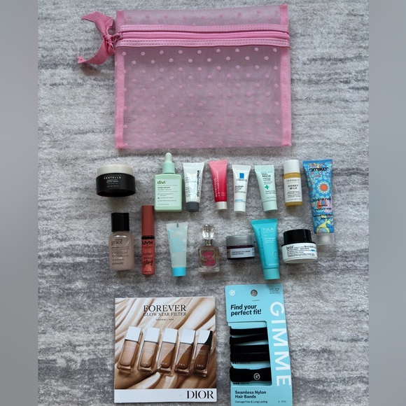 Makeup bag & delux sample set - Picture 2 of 4